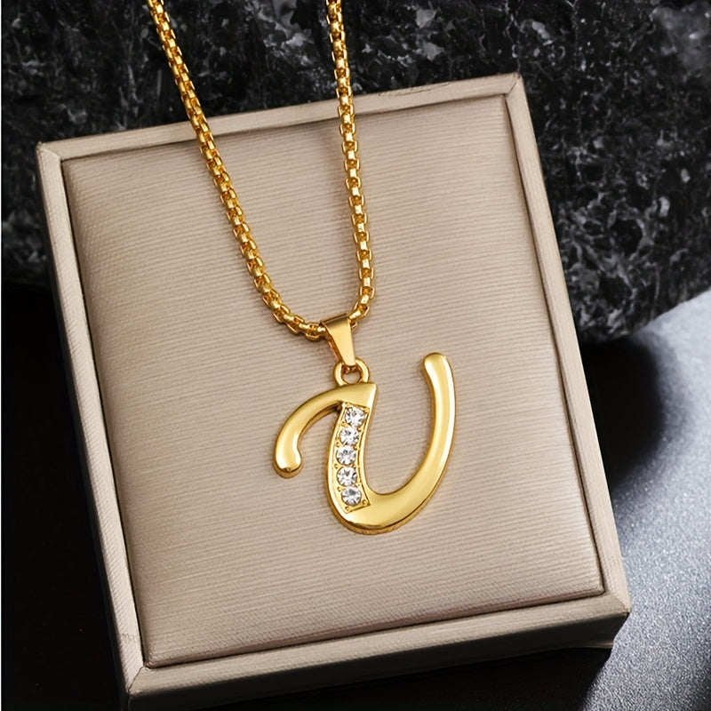 Halskette mit Initial-Anhänger und Kristall-Akzent | Gold
