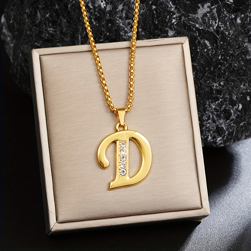 Halskette mit Initial-Anhänger und Kristall-Akzent | Gold