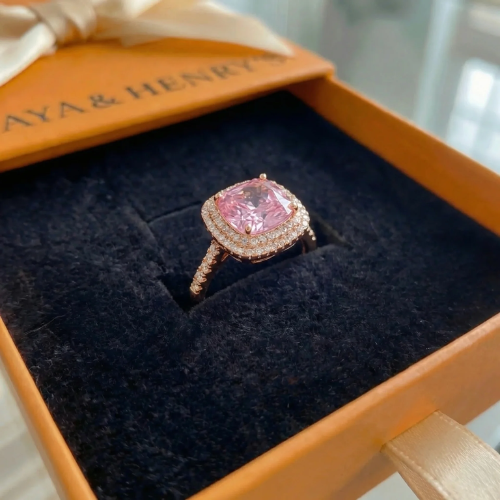 Ring mit Kissen-Saphir in Pink | Roségold