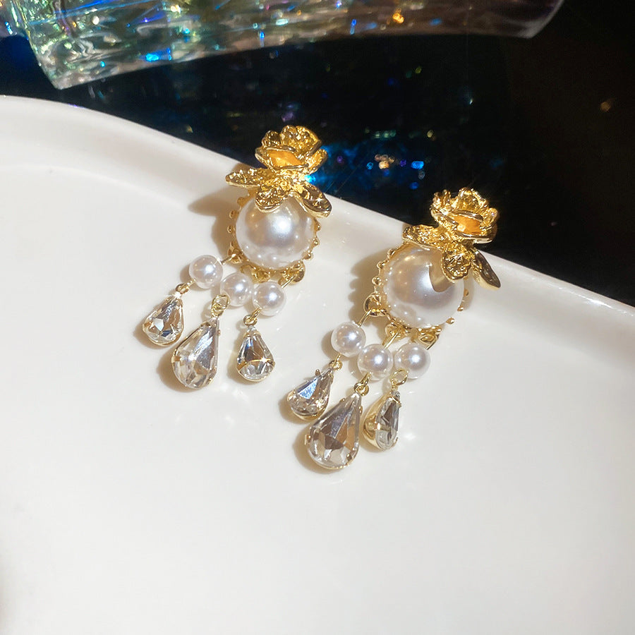 Ivoria Pearl Dew Drop Earrings | Gold