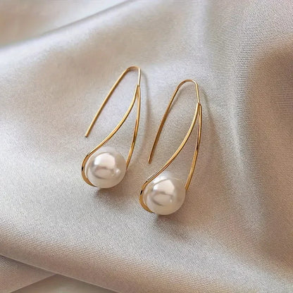 Elegante Perlenohrringe | Gold
